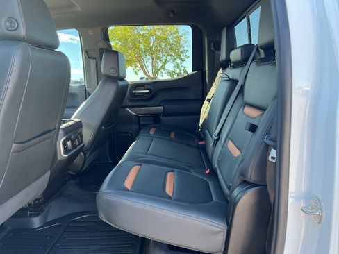 Used 2019 GMC Sierra 1500 AT4 w/ AT4 Premium Package AWD/4WD image 11