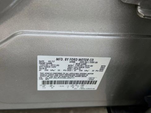 Used 2017 Lincoln MKX Reserve FWD image 15
