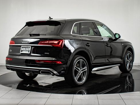 Used 2024 Audi Q5 e Premium image 10
