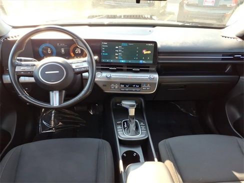 Used 2024 Hyundai Kona SEL image 4