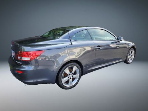 Used 2011 Lexus IS 350C image 4