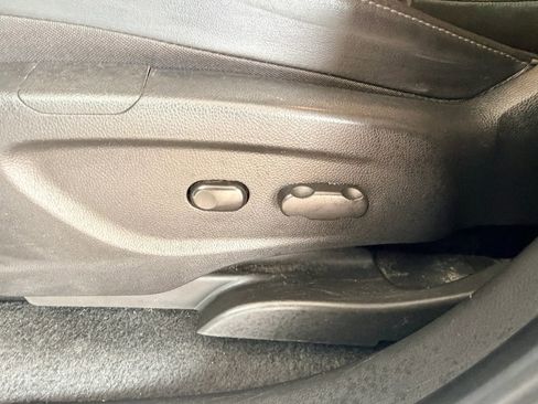 Used 2018 Buick Encore Preferred FWD image 18