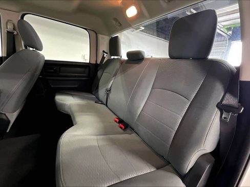 Used 2018 RAM 1500 Express w/ Express Value Package AWD/4WD image 30