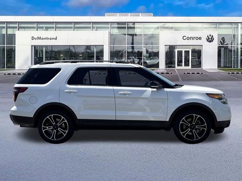 Used 2015 Ford Explorer Sport w/ Equipment Group 401A AWD/4WD image 4