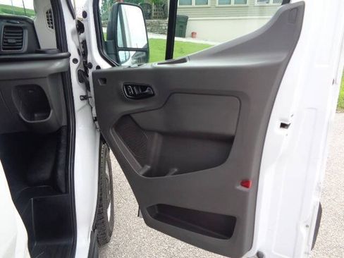 Used 2023 Ford Transit 250 Medium Roof RWD image 22