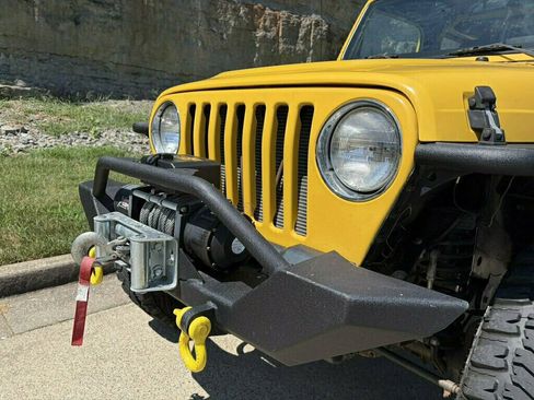 Used 2000 Jeep Wrangler Sport AWD/4WD image 16