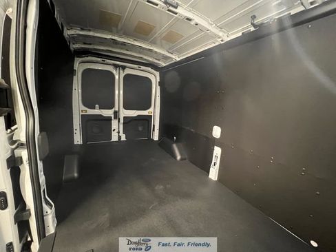 New 2026 Ford Transit 250 148 Medium Roof w/ Load Area Protection Package RWD image 37