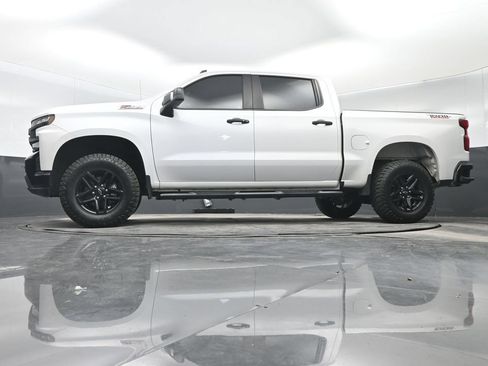 Used 2020 Chevrolet Silverado 1500 LT Trail Boss AWD/4WD image 32