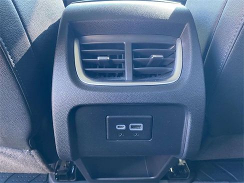 Used 2021 Chevrolet Blazer LT image 11