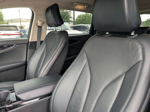 Used 2023 Lincoln Nautilus Reserve w/ Monochromatic Package image 10