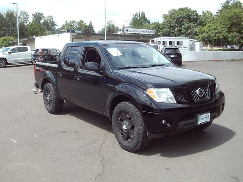 Used 2012 Nissan Frontier PRO-4X AWD/4WD image 7