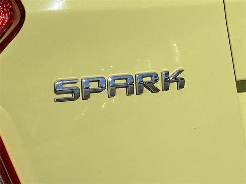 Used 2018 Chevrolet Spark LT image 30