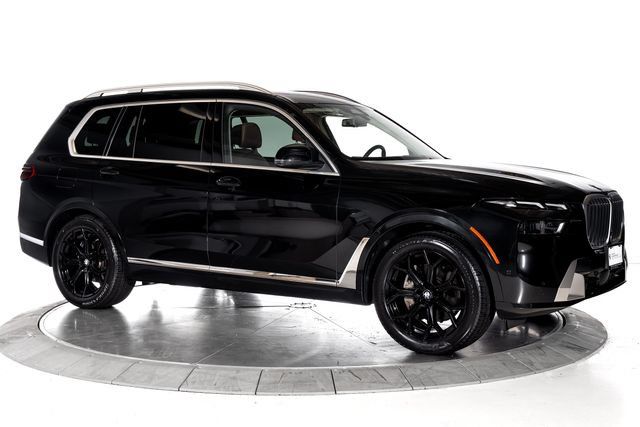 Used 2024 BMW X7 xDrive40i w/ Premium Package AWD/4WD image 10