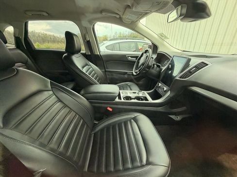 Used 2024 Ford Edge SEL image 19