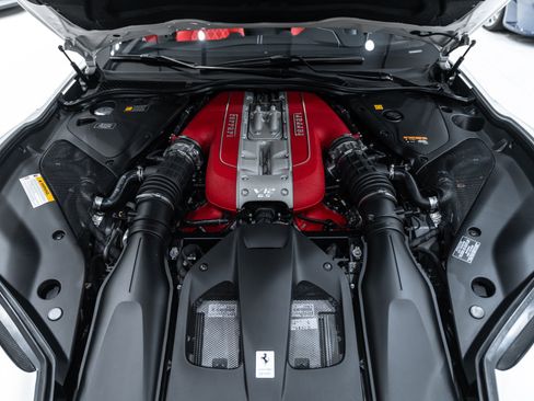 Used 2023 Ferrari 812 GTS RWD image 63