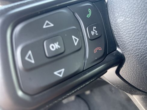 Used 2024 Jeep Wrangler Unlimited Sport AWD/4WD image 18