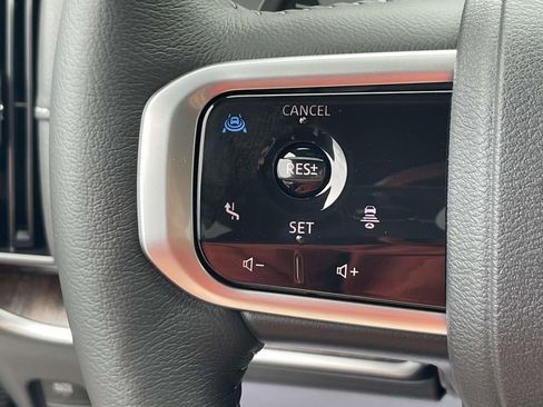 New 2026 Nissan Armada SL image 23