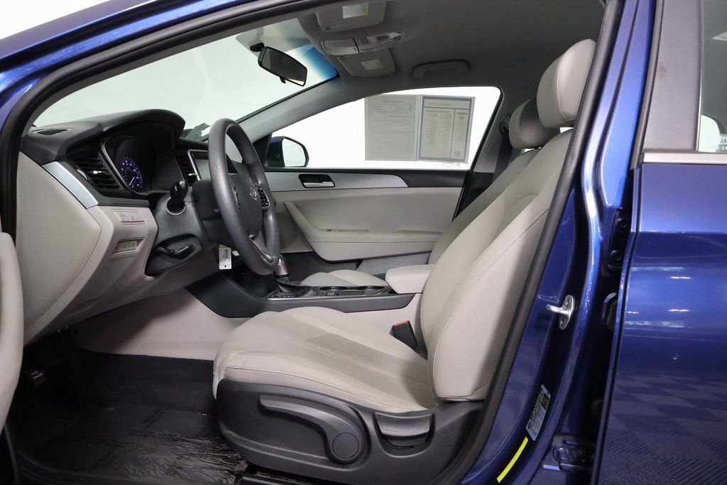 Used 2018 Hyundai Sonata SE FWD image 10
