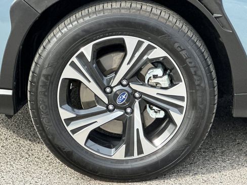 Used 2024 Subaru Crosstrek 2.0i Premium AWD/4WD image 32