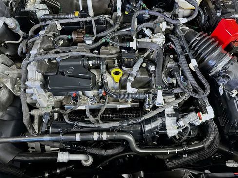 Certified 2022 Ford Escape S image 8