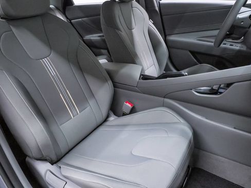 Certified 2026 Hyundai Elantra Sport FWD image 14