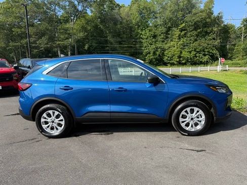 Certified 2023 Ford Escape Active image 8