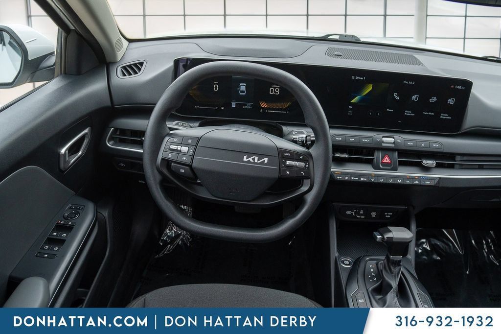 Used 2025 Kia K4 FWD image 5