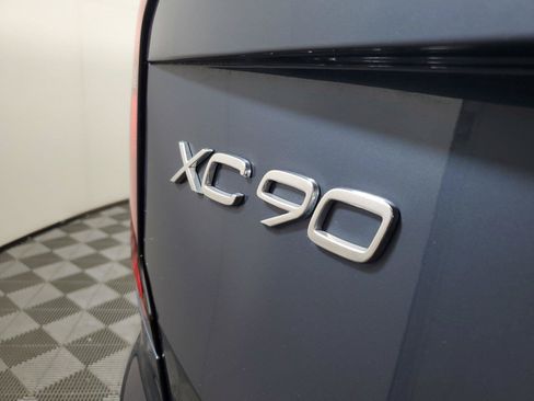 Used 2026 Volvo XC90 B6 Ultra AWD/4WD image 8