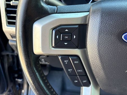Used 2021 Ford F250 Lariat w/ Lariat Ultimate Package AWD/4WD image 17