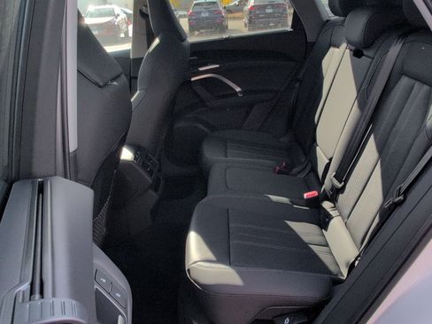 New 2025 Audi Q5 Premium Plus image 21