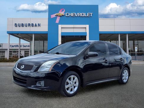 Used 2012 Nissan Sentra 2.0 SR w/ Special Edition Pkg FWD image 1