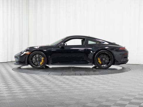Used 2026 Porsche 911 GT3 RWD image 42