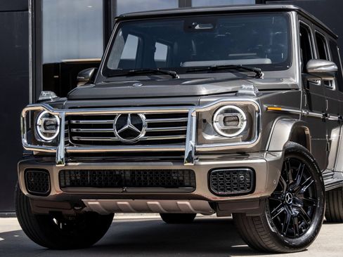 Used 2025 Mercedes-Benz G 550 image 3