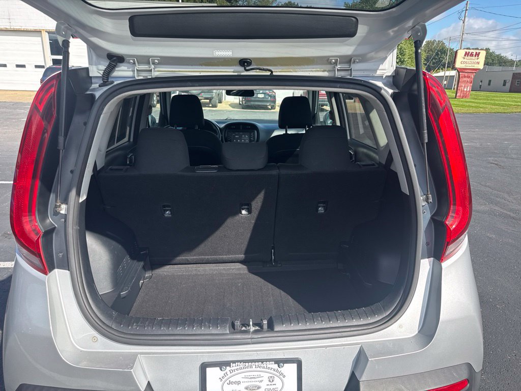 Used 2020 Kia Soul LX FWD image 9