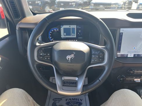 Certified 2023 Ford Bronco Outer Banks image 9