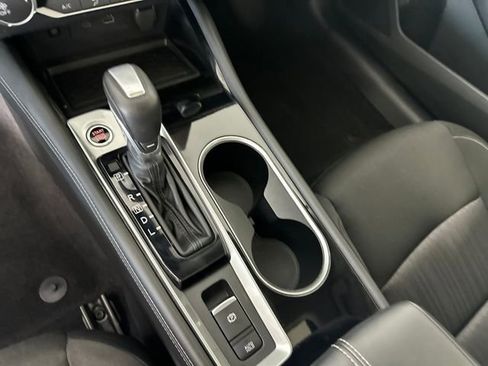 Used 2023 Nissan Altima 2.5 SV w/ SV Premium Package image 20