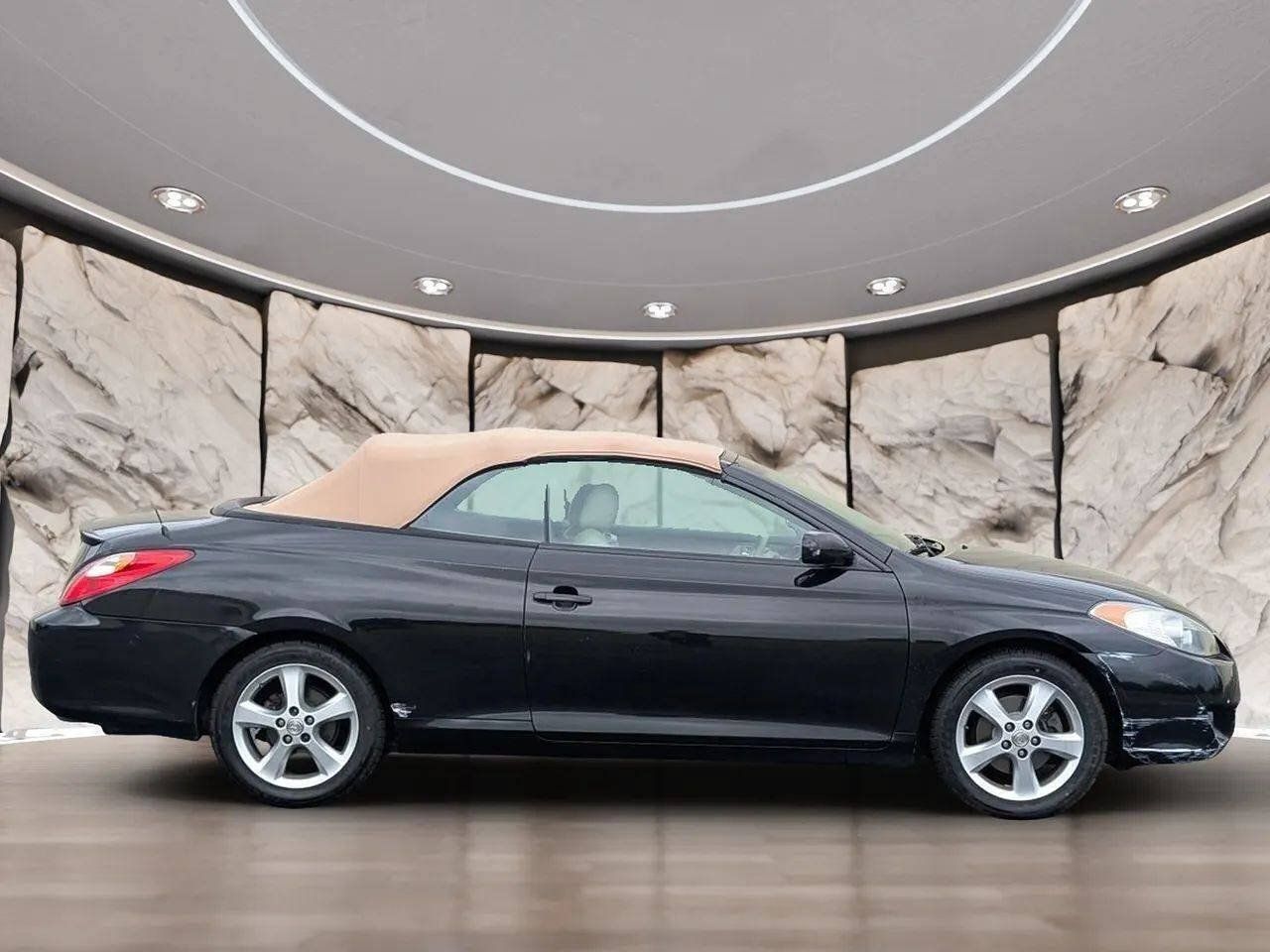 Used 2006 Toyota Solara SE FWD image 14