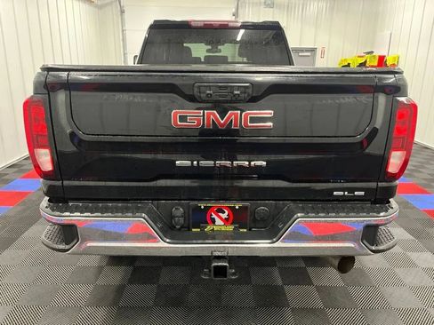 Used 2022 GMC Sierra 2500 SLE w/ SLE Convenience Package AWD/4WD image 4