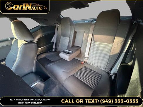 Used 2020 Dodge Challenger SXT RWD image 11