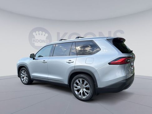 Used 2024 Toyota Grand Highlander AWD image 4