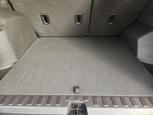 Used 2024 Chevrolet Equinox RS w/ RS Leather Package image 33