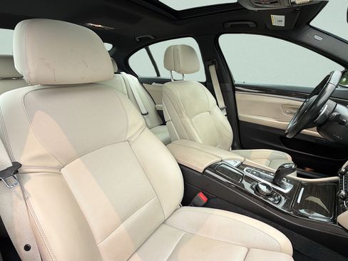 Used 2015 BMW 550i xDrive Sedan AWD/4WD image 29