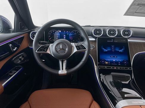 Used 2026 Mercedes-Benz C 300 4MATIC Sedan image 29