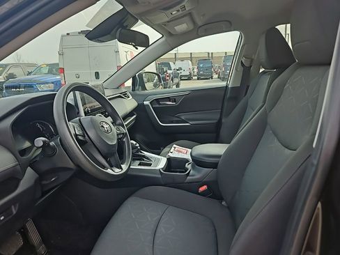 Used 2024 Toyota RAV4 XLE image 15