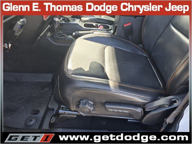 Used 2022 Jeep Gladiator Mojave w/ Trailer Tow Package AWD/4WD image 24
