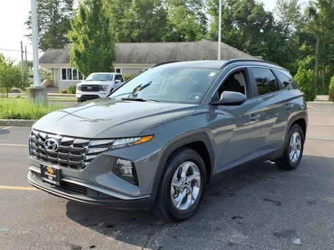 Used 2024 Hyundai Tucson SEL FWD image 3