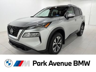 Used 2021 Nissan Rogue SV w/ Premium Package
