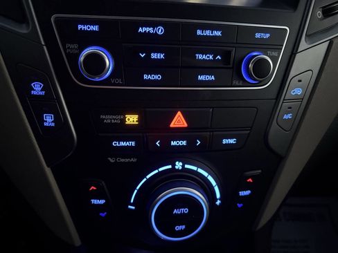 Used 2017 Hyundai Santa Fe Sport image 32