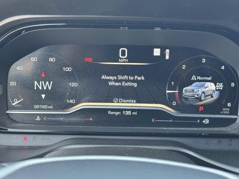 Used 2022 GMC Yukon Denali image 29