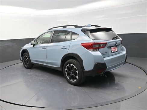 Used 2022 Subaru Crosstrek 2.0i Premium w/ Moonroof Package image 5